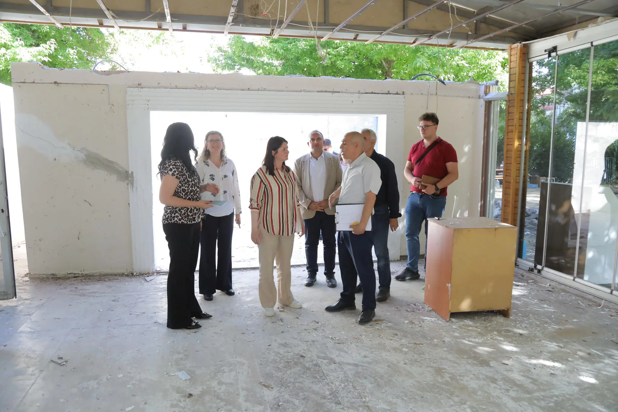 EDİRNE BELEDİYESİ ŞEHRİN DÖRT BİR YANINDA ÇALIŞMALARINI SÜRDÜRÜYOR galeri görseli